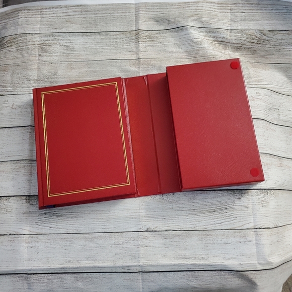 Piloting Seamanship & Small Boat Handling Book - Picture 2 of 6